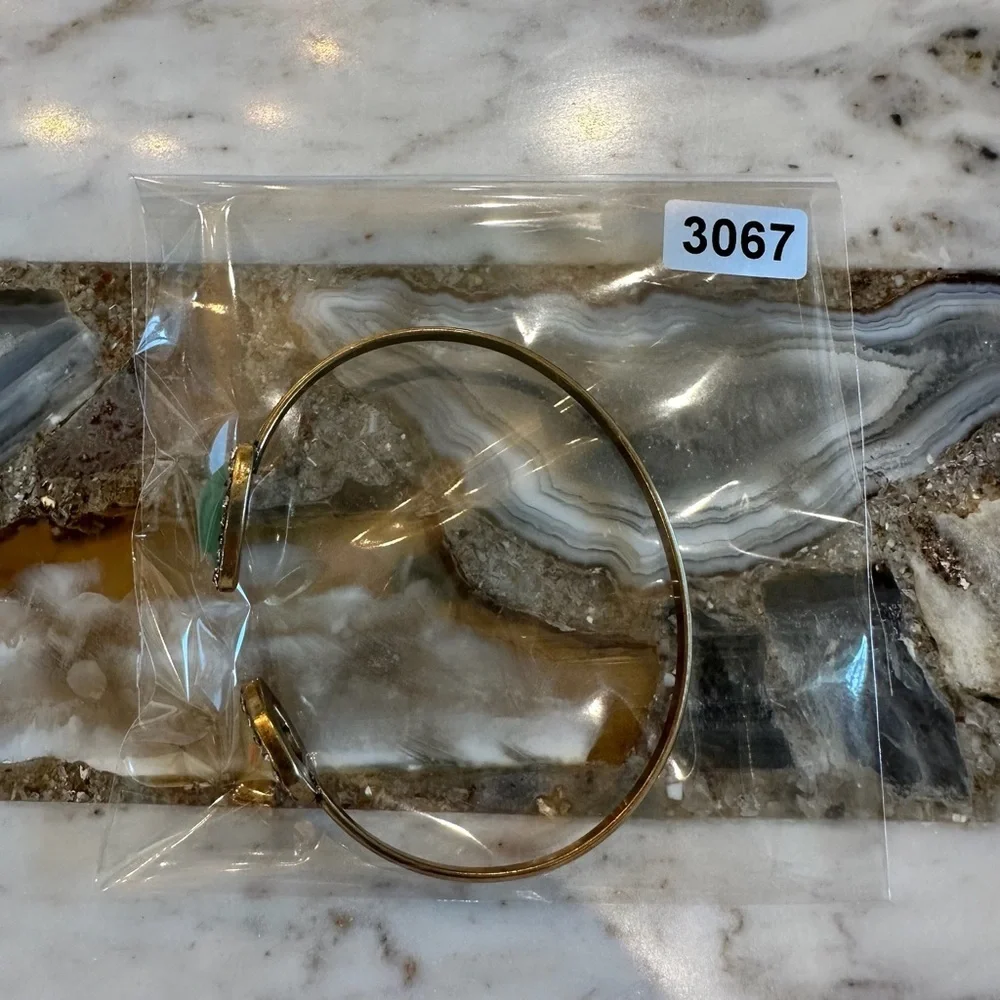 3067 Chic Gold Tone and Turquoise Colored Women's Bracelet
